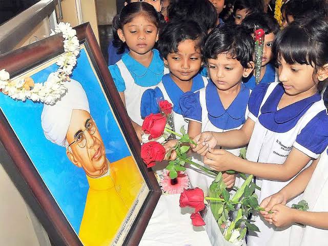 Happy teacher’s day | best 100+ quotes for teacher’s day